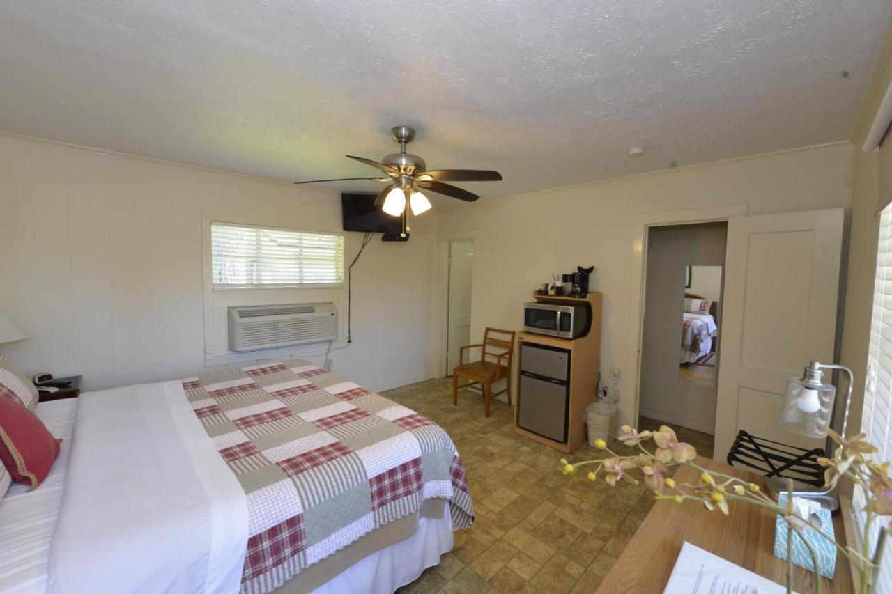 Shiner Country Inn Esterno foto