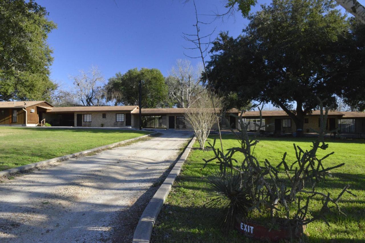 Shiner Country Inn Esterno foto